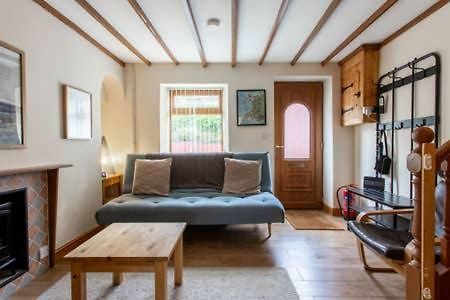 Selah Cottage, 21 Queen Street Pontrhydyfen المظهر الخارجي الصورة